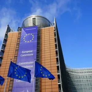 european commission has commenced scholarship for students across the globe