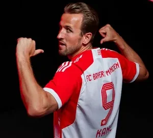 Kane Hits 100 Goals in Record Time, Redefining Striker Greatness at Bayern
